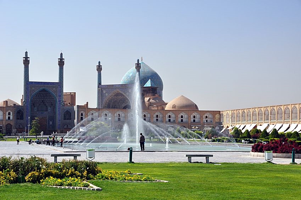Isfahan-viajes-familias-monoparentales-ofertas-lugares-disney
