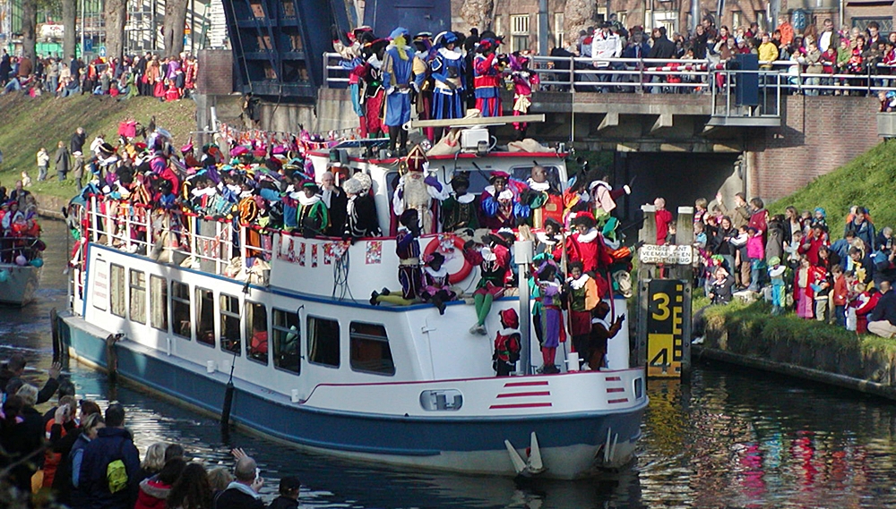 vacaciones-monoparentales-sinterklaas-papa-noel-español