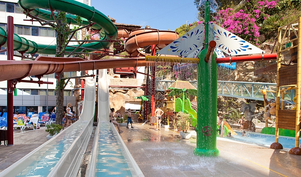 viajes-familias-monoparentales-ofertas-magic-rock-gardens